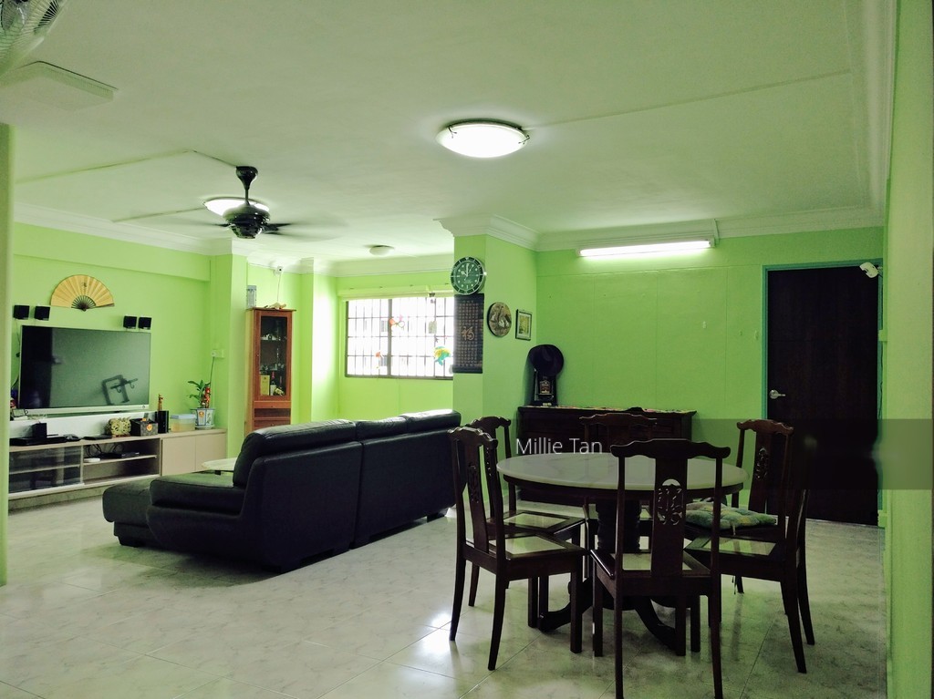 Hougang Avenue 9 thumbnail photo